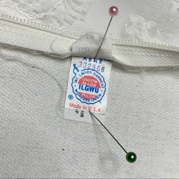 70s Wedding Gown - Picture 7 of 12